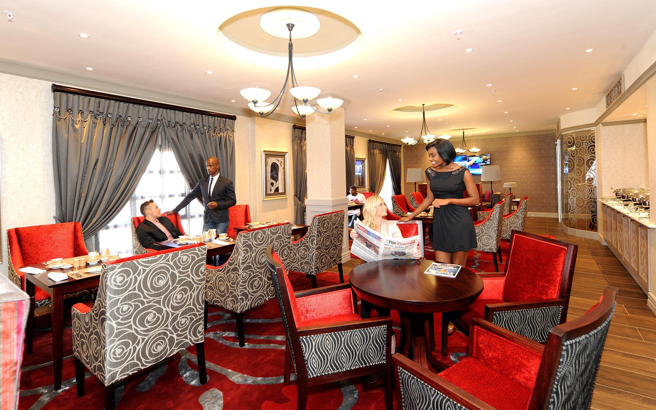 Peermont D'Oreale Grande At Emperors Palace Kempton Park Esterno foto