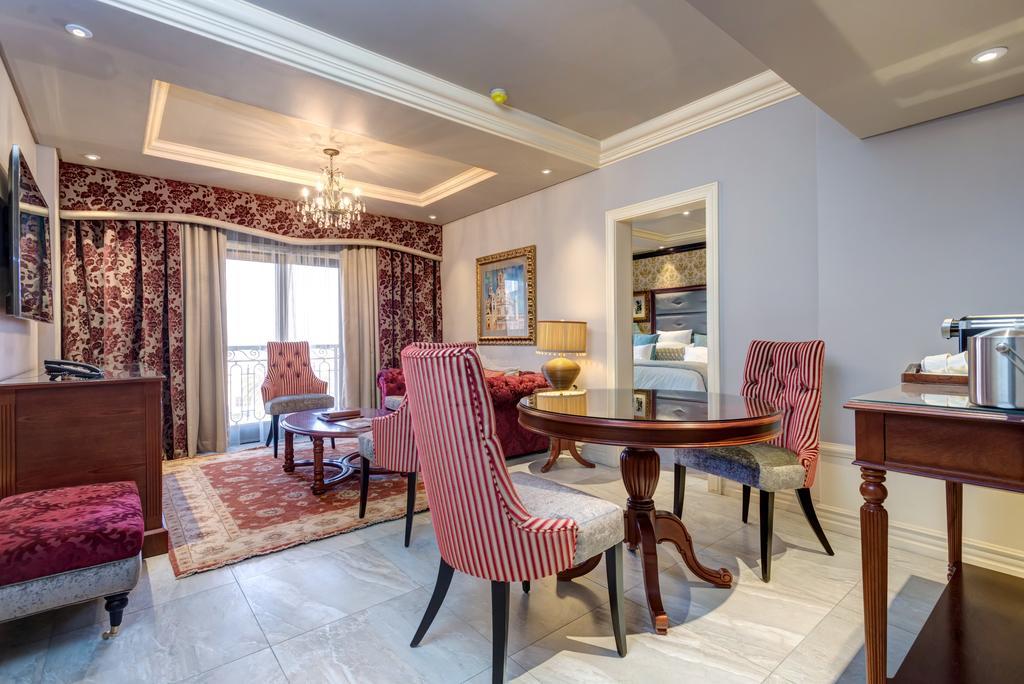 Peermont D'Oreale Grande At Emperors Palace Kempton Park Esterno foto
