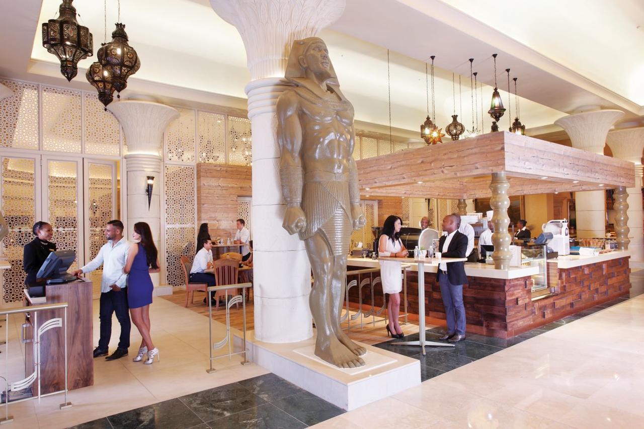 Peermont D'Oreale Grande At Emperors Palace Kempton Park Esterno foto
