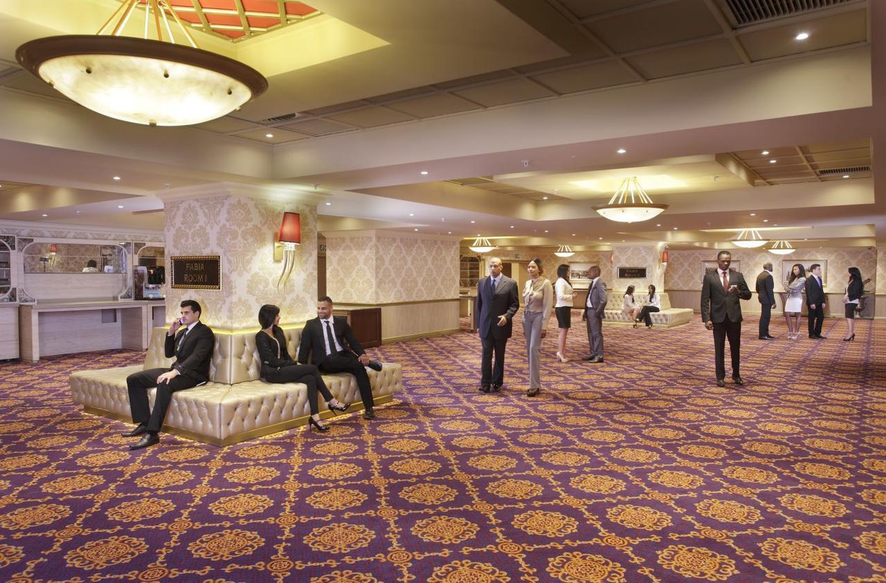Peermont D'Oreale Grande At Emperors Palace Kempton Park Esterno foto