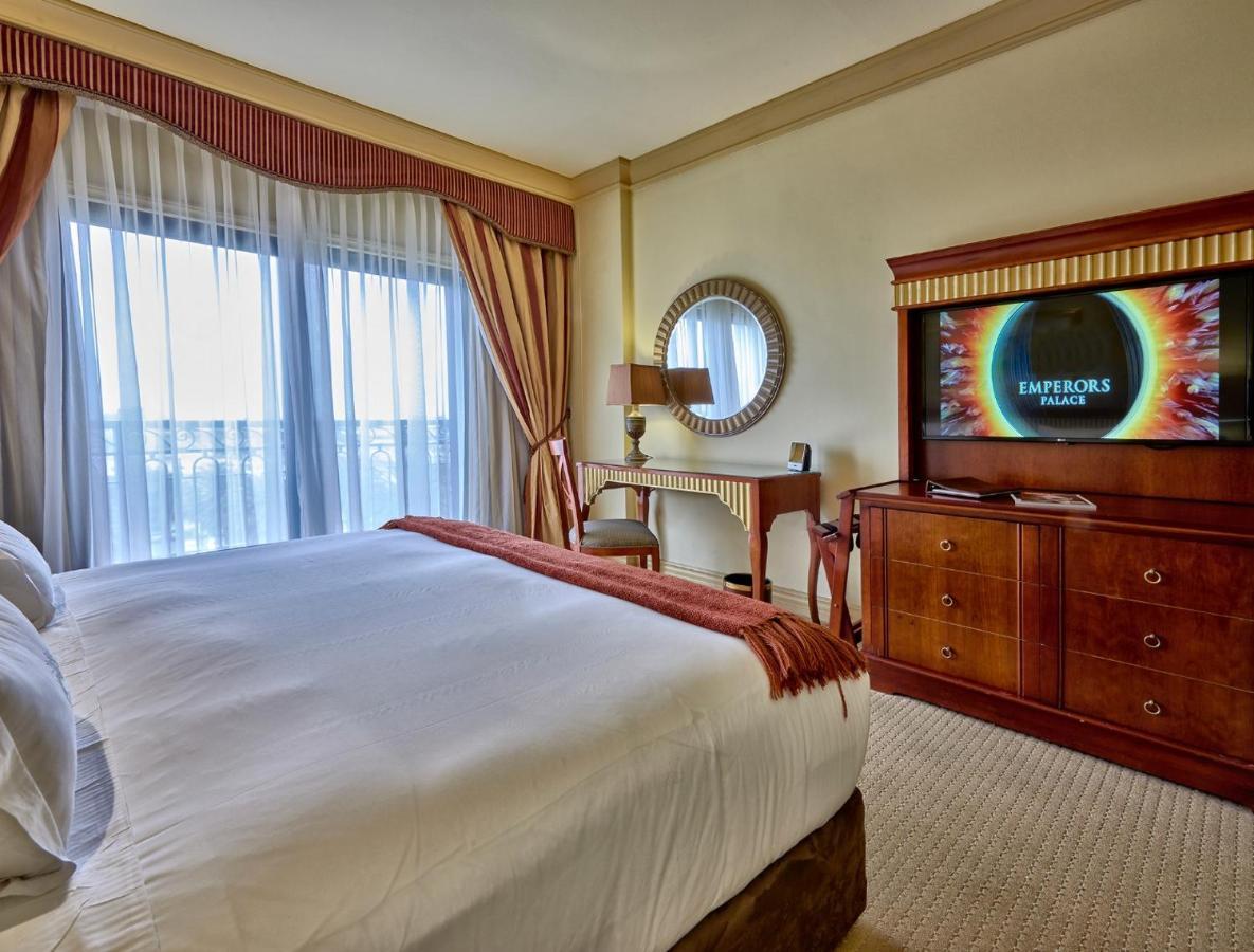 Peermont D'Oreale Grande At Emperors Palace Kempton Park Esterno foto